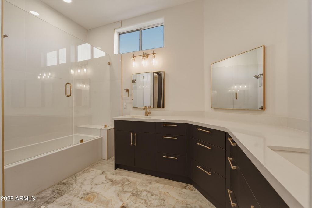 Image 30 of property listing at 11789 E Parkview Lane, Scottsdale, AZ 85255