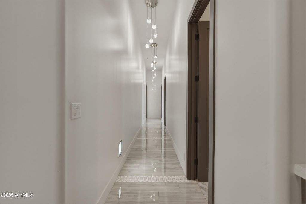 Image 33 of property listing at 11789 E Parkview Lane, Scottsdale, AZ 85255