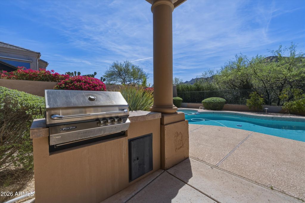 Image 42 of property listing at 11789 E Parkview Lane, Scottsdale, AZ 85255