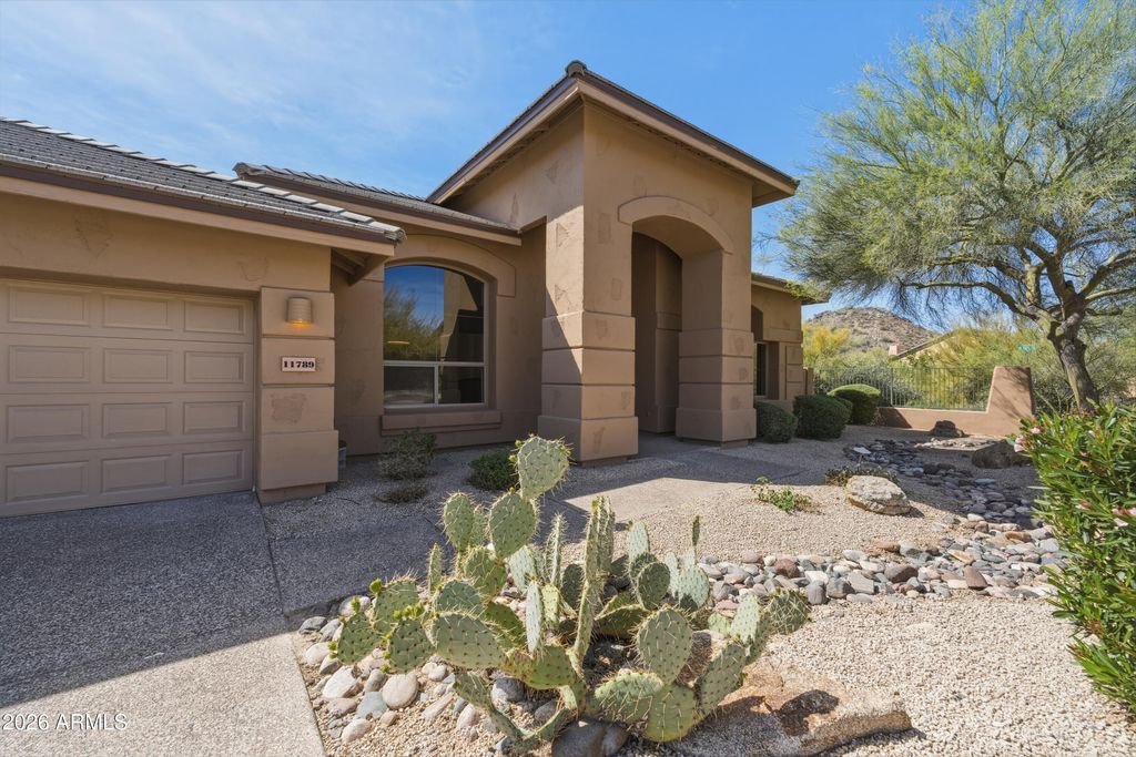 Image 53 of property listing at 11789 E Parkview Lane, Scottsdale, AZ 85255