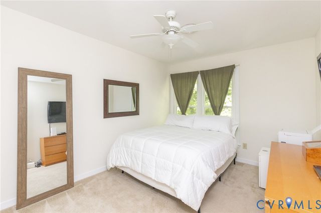 14305 Woods Walk Ln, Midlothian, VA 23112