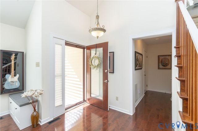 14305 Woods Walk Ln, Midlothian, VA 23112