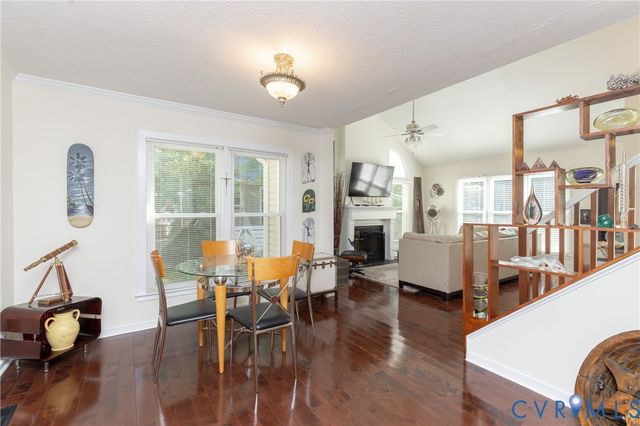 14305 Woods Walk Ln, Midlothian, VA 23112
