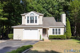 14305 Woods Walk Ln, Midlothian, VA 23112