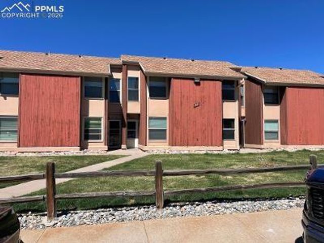 4511 N Carefree Circle, Colorado Springs, CO 80917