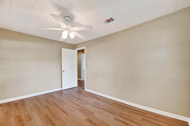 1504 Lawrence Avenue, Pasadena, TX 77506
