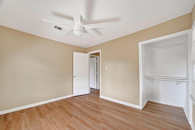 1504 Lawrence Avenue, Pasadena, TX 77506