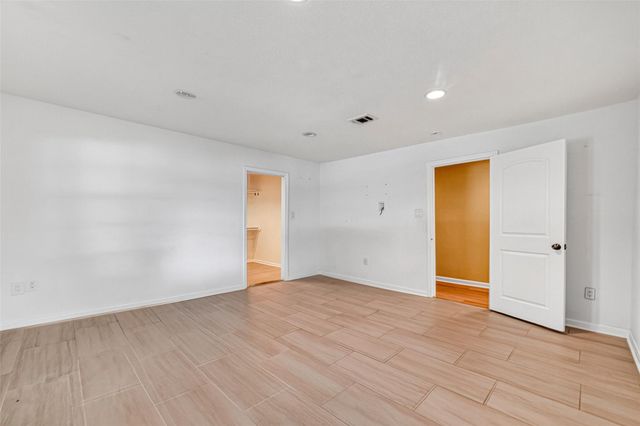 1504 Lawrence Avenue, Pasadena, TX 77506