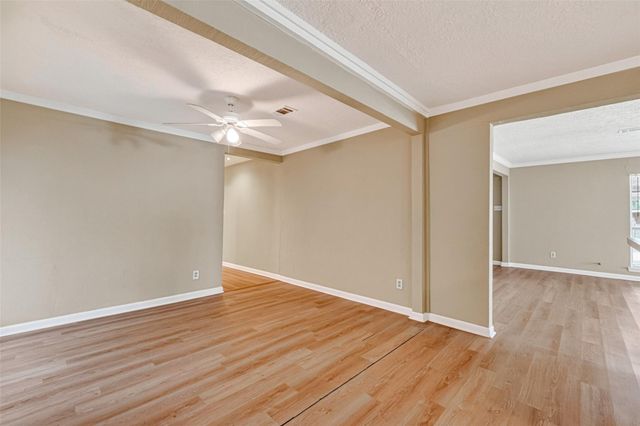 1504 Lawrence Avenue, Pasadena, TX 77506