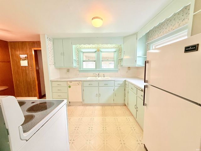 1640 W Spencer Avenue, Marion, IN 46952