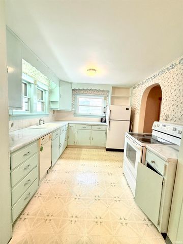 1640 W Spencer Avenue, Marion, IN 46952