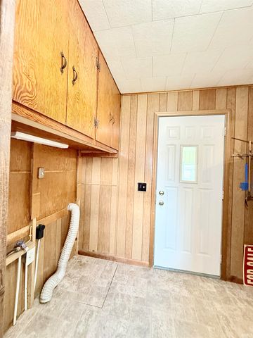 1640 W Spencer Avenue, Marion, IN 46952