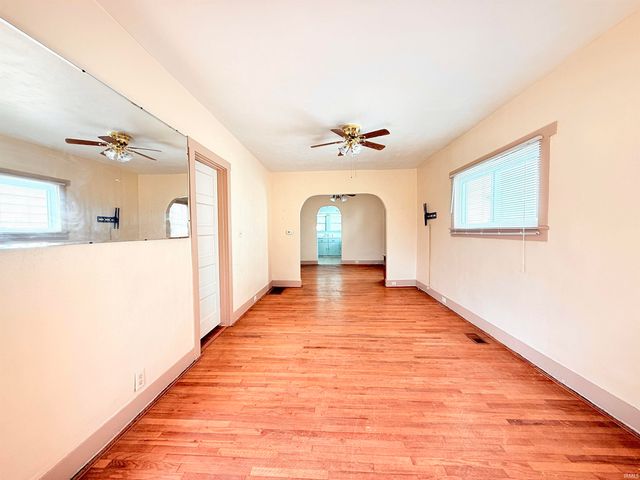 1640 W Spencer Avenue, Marion, IN 46952