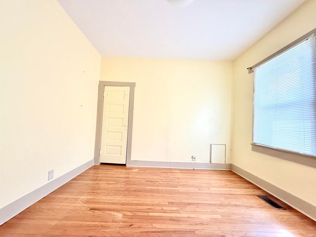 1640 W Spencer Avenue, Marion, IN 46952