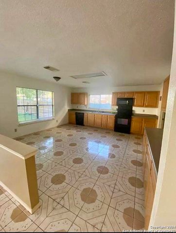 10715 Expedition Creek, San Antonio, TX 78254