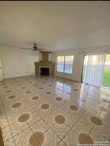 10715 Expedition Creek, San Antonio, TX 78254