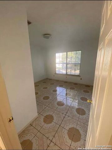 10715 Expedition Creek, San Antonio, TX 78254