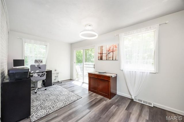41 Highwood Road, Belleville, IL 62223