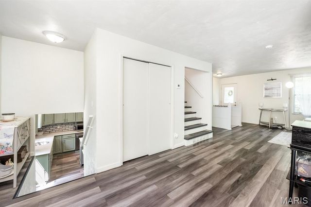 41 Highwood Road, Belleville, IL 62223