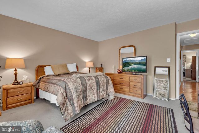 8205 GRASSLAND RD, Severn, MD 21144