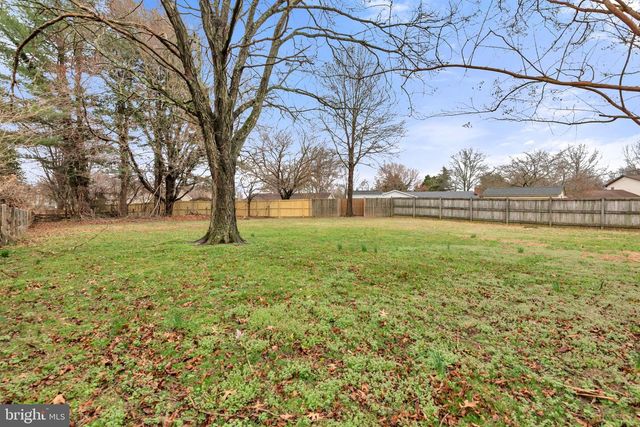 8205 GRASSLAND RD, Severn, MD 21144