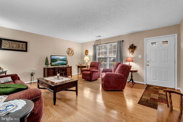 8205 GRASSLAND RD, Severn, MD 21144