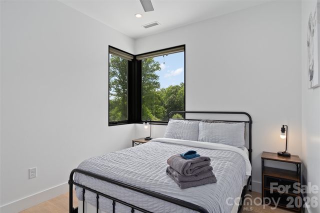 105 Loganberry Trail 1, Fletcher, NC 28732