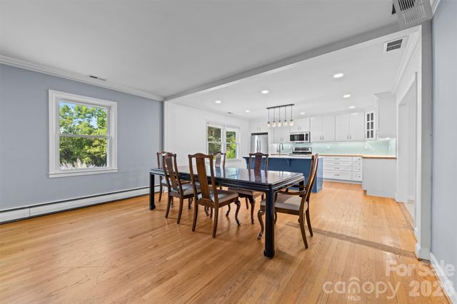 21 Hamburg Drive, Weaverville, NC 28787