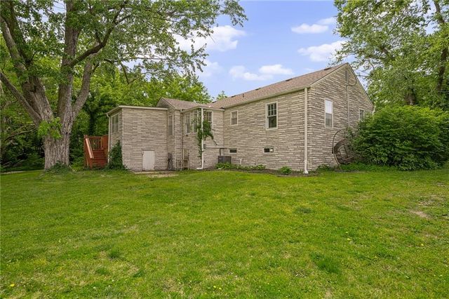 336 E Park Street, Olathe, KS 66061