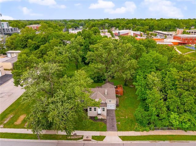336 E Park Street, Olathe, KS 66061