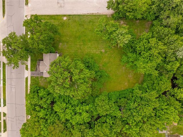 336 E Park Street, Olathe, KS 66061