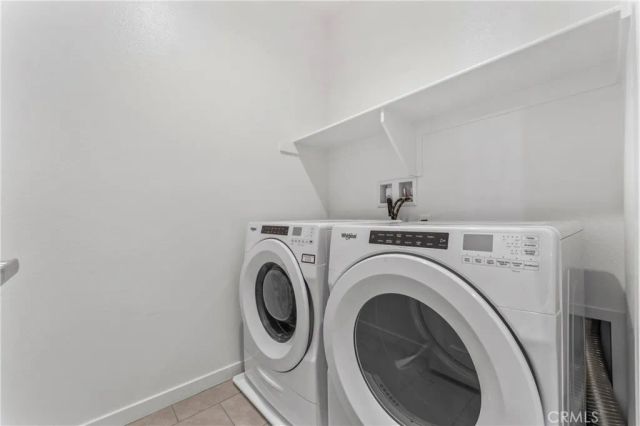 28649 Jardineras Drive, Valencia, CA 91354