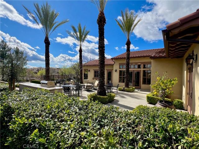 28649 Jardineras Drive, Valencia, CA 91354