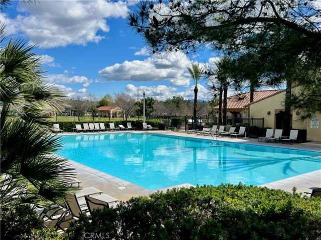 28649 Jardineras Drive, Valencia, CA 91354