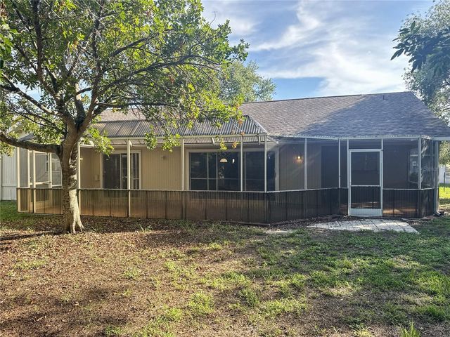 3174 57TH AVENUE CIRCLE E, Bradenton, FL 34203