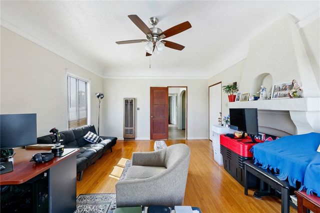 3514 E 4th, Long Beach, CA 90814