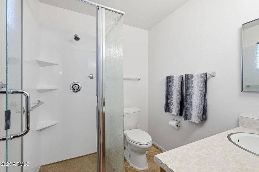Image 17 of property listing at 1014 E BALBOA Circle, Tempe, AZ 85282