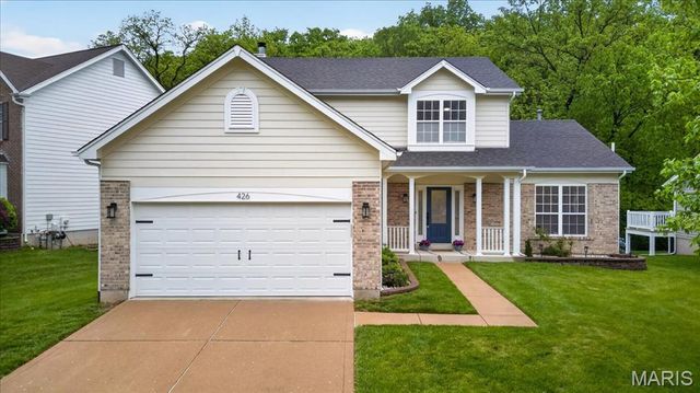 426 Buckhurst Drive, Ballwin, MO 63021