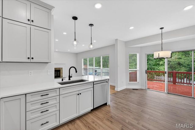 426 Buckhurst Drive, Ballwin, MO 63021