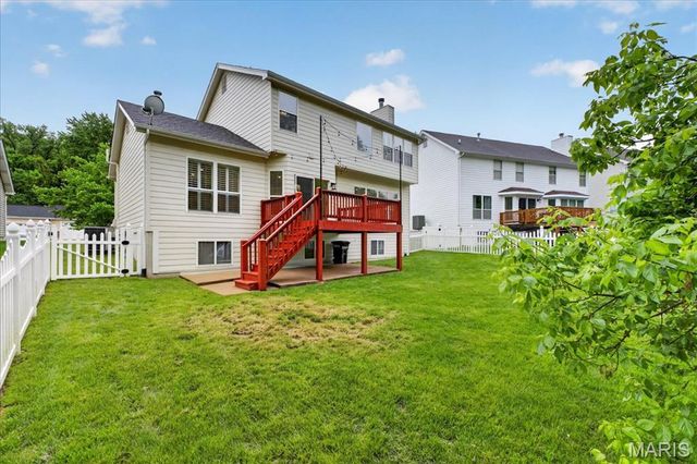 426 Buckhurst Drive, Ballwin, MO 63021