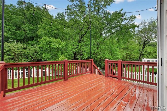 426 Buckhurst Drive, Ballwin, MO 63021