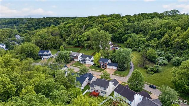 426 Buckhurst Drive, Ballwin, MO 63021