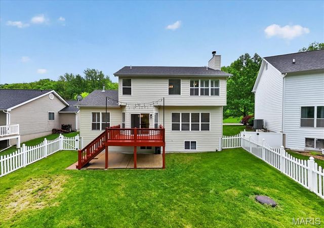 426 Buckhurst Drive, Ballwin, MO 63021