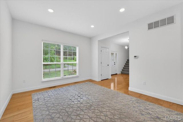 426 Buckhurst Drive, Ballwin, MO 63021