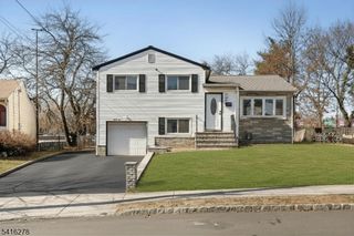 35 Eastern Pkwy, Hillside Twp., NJ 07205