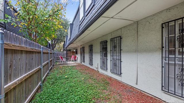 7834 Broadway Apt 503, San Antonio, TX 78209