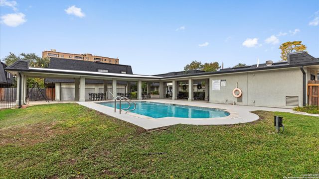 7834 Broadway Apt 503, San Antonio, TX 78209