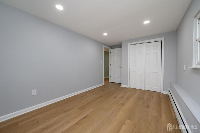 56 Drake Place, Colonia, NJ 07067