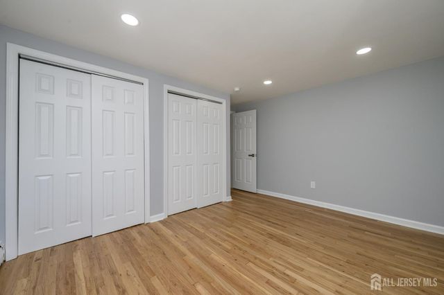 56 Drake Place, Colonia, NJ 07067