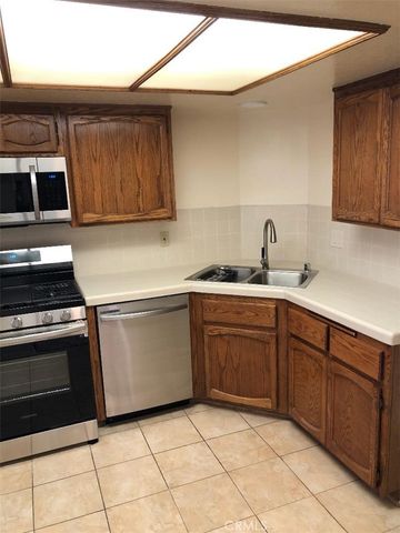 2248 Del Mar 3, Montrose, CA 91020